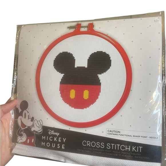 Innovative Designs Disney Mickey Mouse Cross Stitch Kit New - Picture 4 of 4